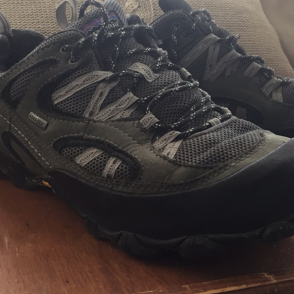 Patagonia Hikers Sneakers Sz 11